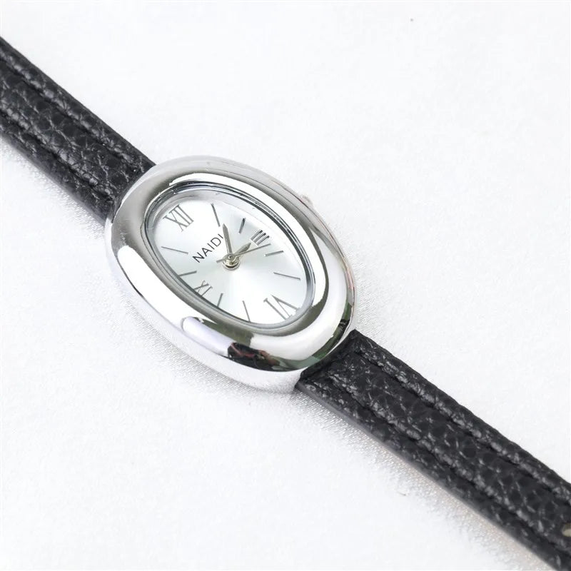 Montre Ovale Élégante pour Femme – Bracelet Acier Inoxydable ou Cuir